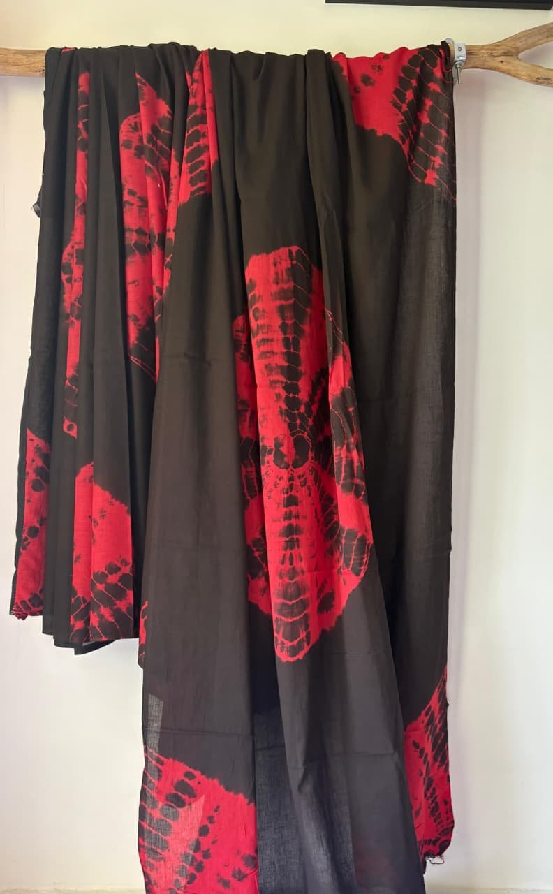 Crimson Eclipse – Shibori Cotton Saree
